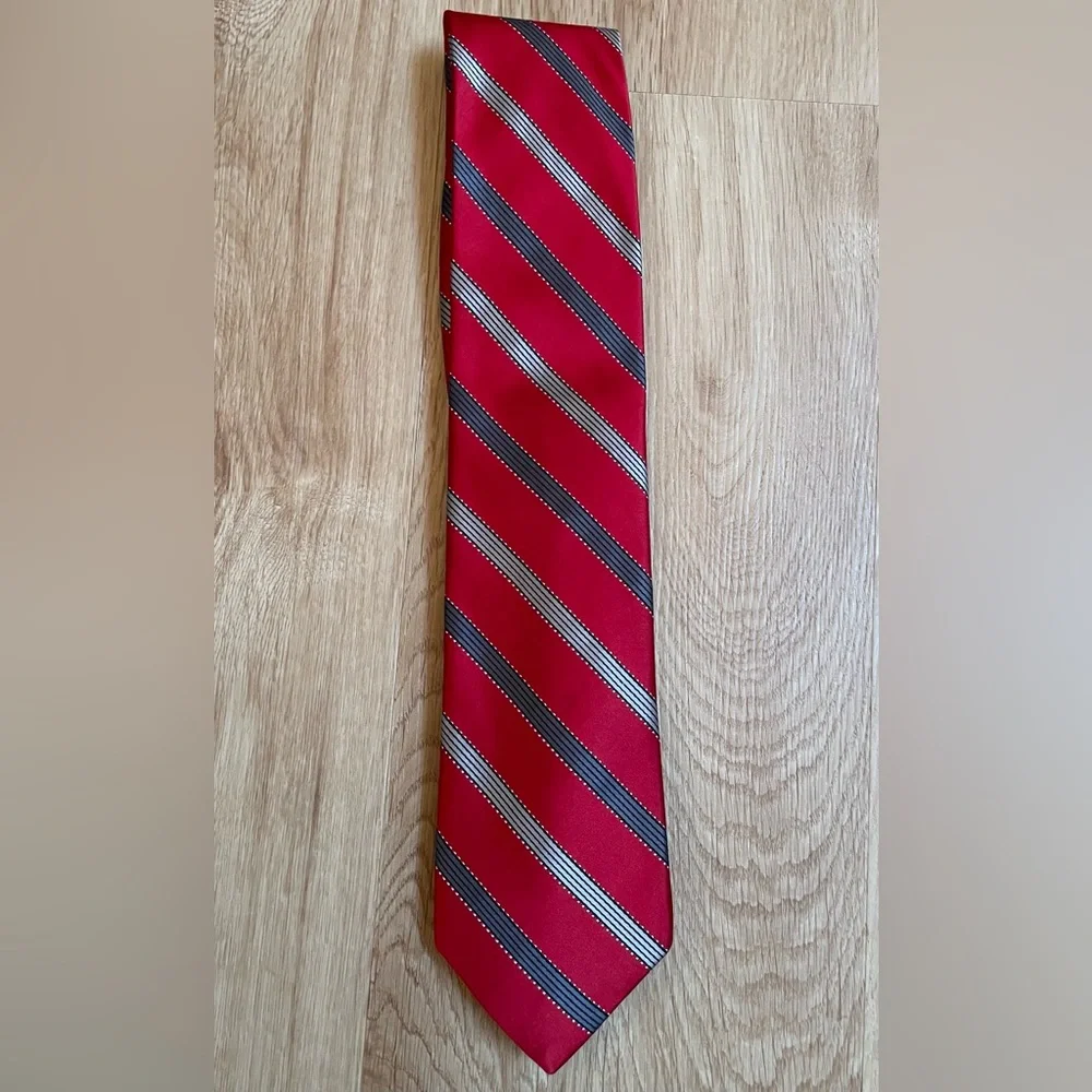 Nordstrom silk tie Robert Talbott Red gray Striped hand sewn retails $175